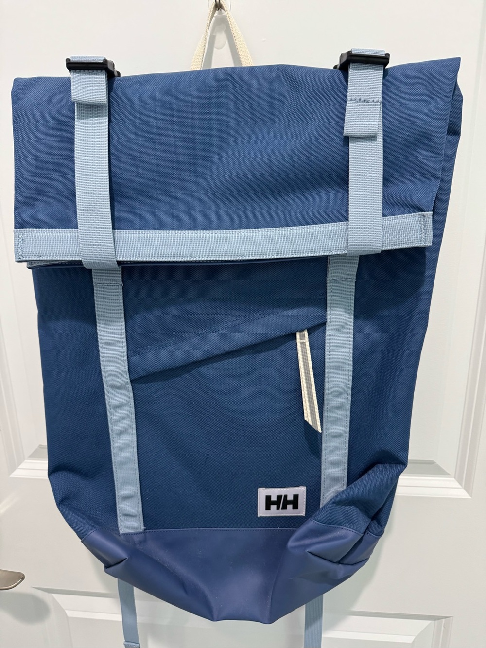 Helly Hansen Stockholm waterproof Blue Roll-Top Backpack #67187 NWOT Never Used